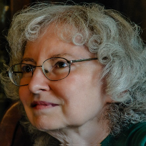 headshot of Christine Glaab